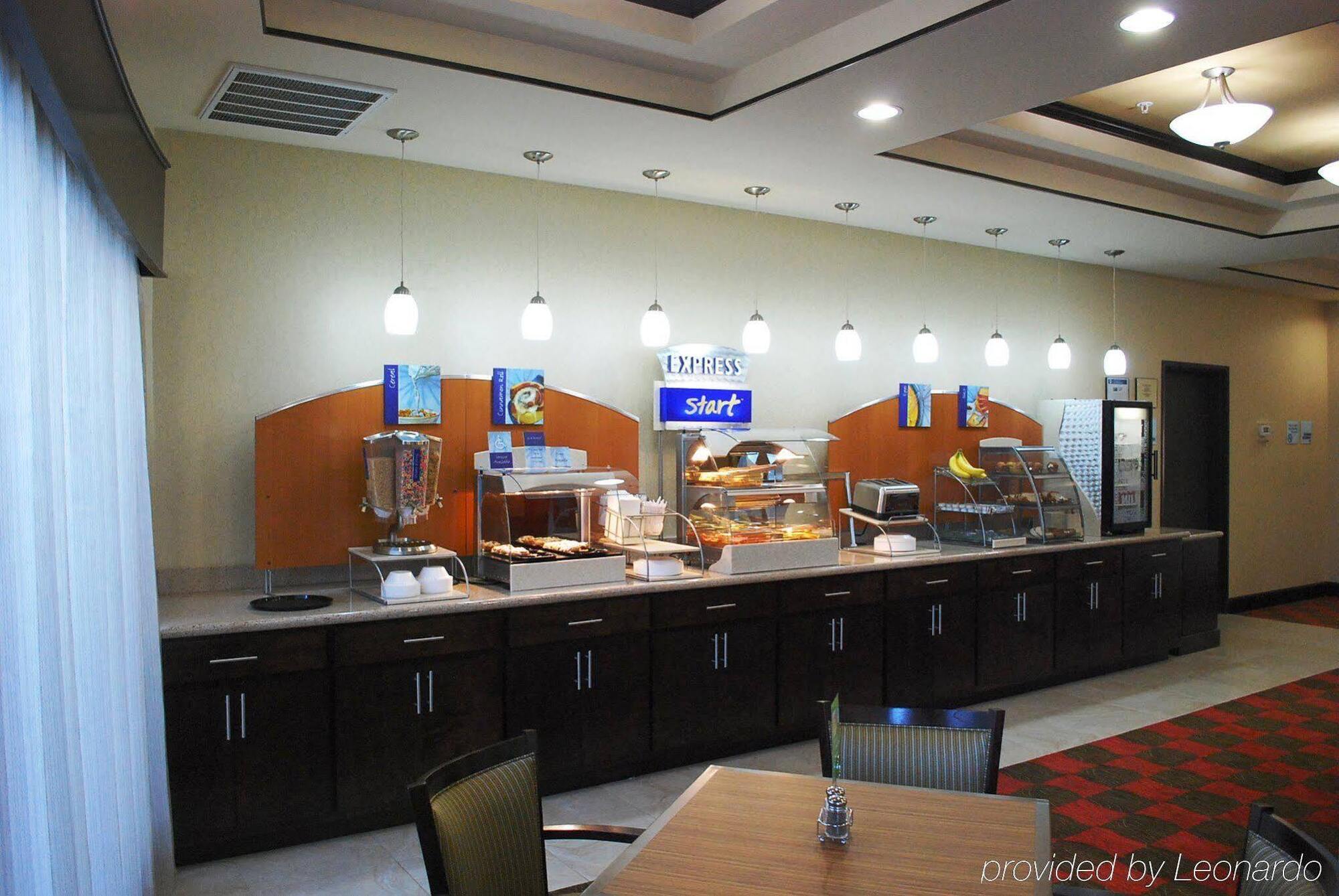 Holiday Inn Express & Suites Houston South - Near Pearland By Ihg Exteriör bild